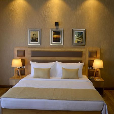 Belmont Boutique Hotel - Free Airport Shuttle Service Negombo Bilik gambar